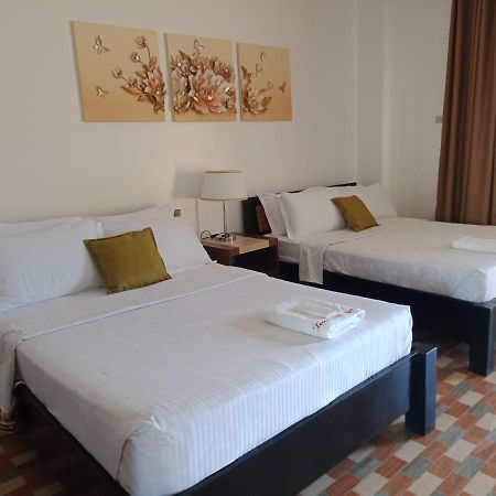 Tam-An Hotel בנאווה מראה חיצוני תמונה
